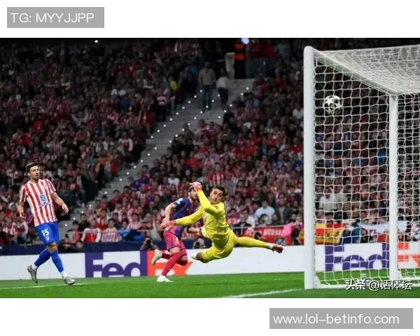 巴萨逆转那不勒斯6-2红牌争议引发全场热议赛后点评